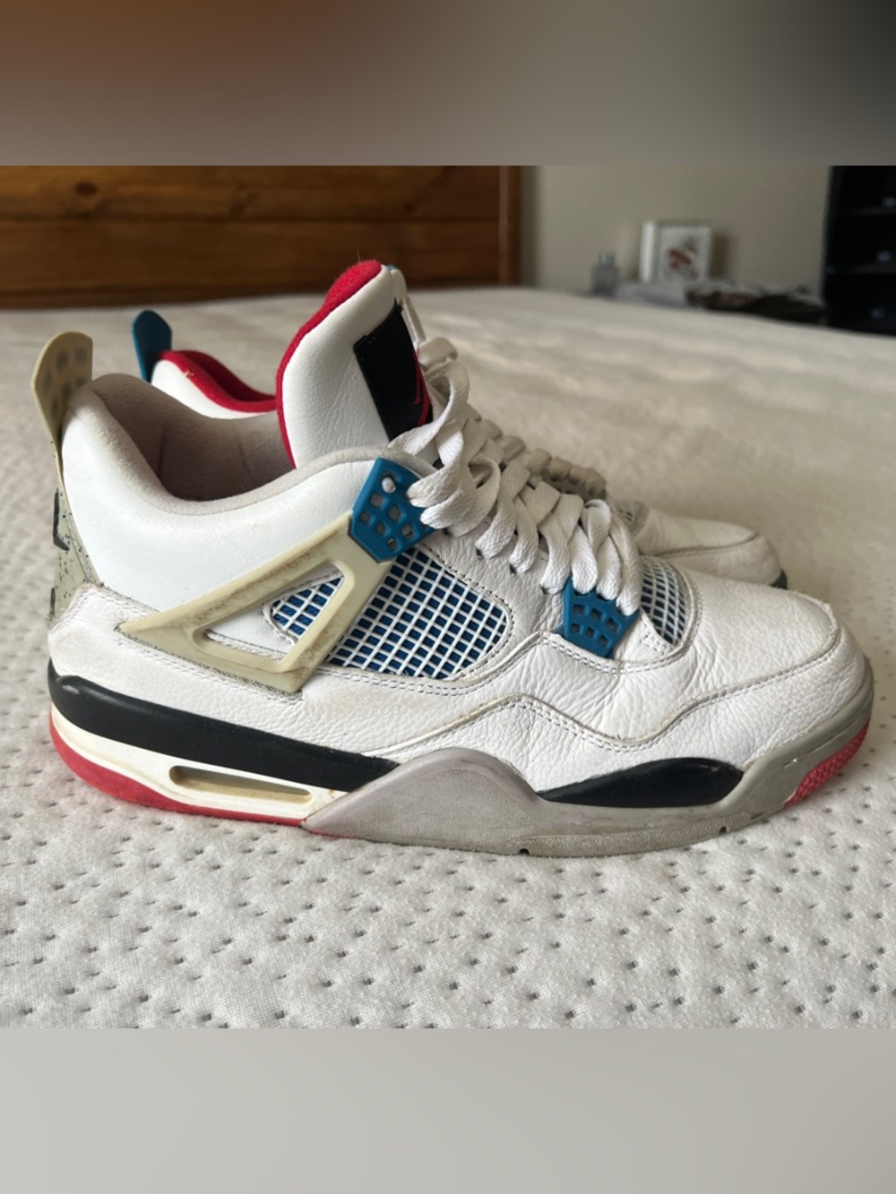 Nike Air Jordan 4 Retro SE "What The" sneaker size 10.5